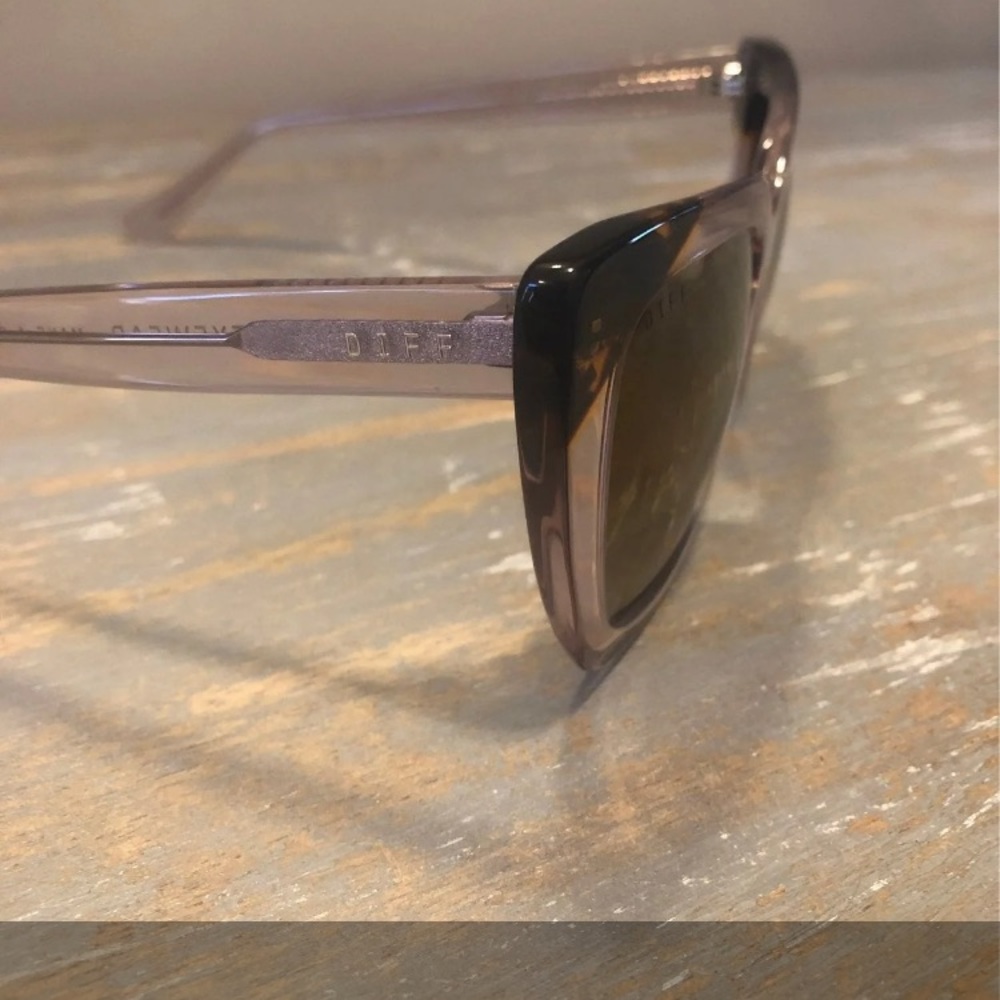 Diff Sunglasses - image 3